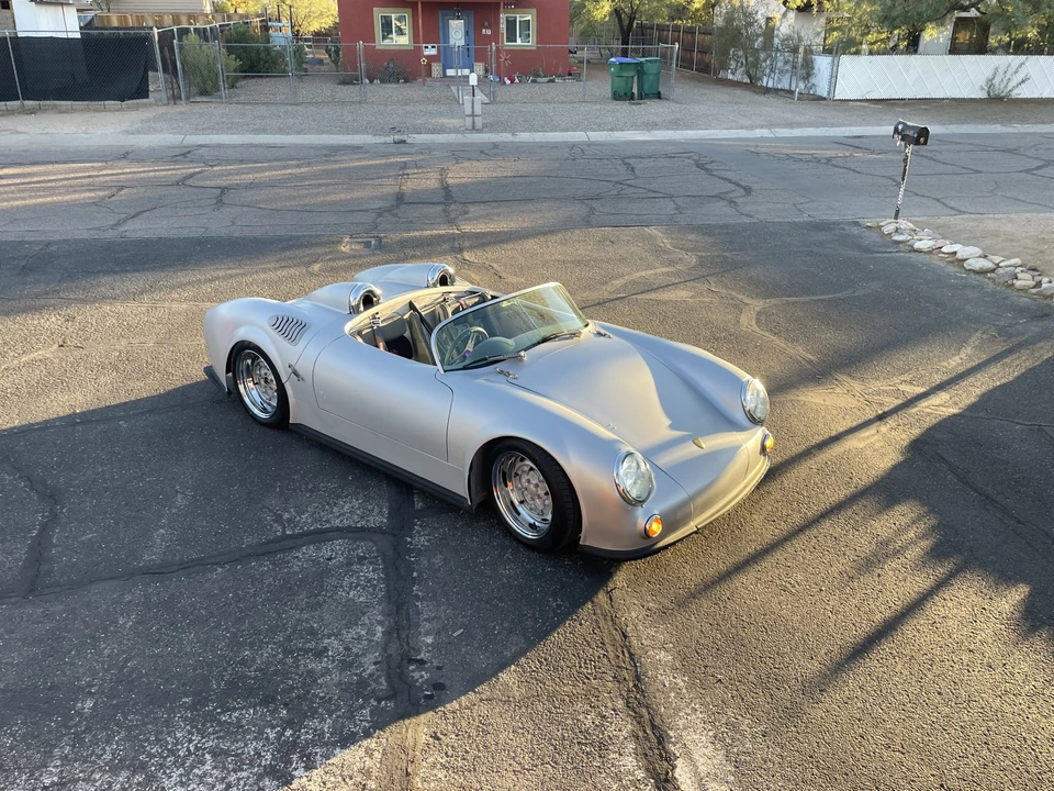 Porsche 550 - Image 4 of 31