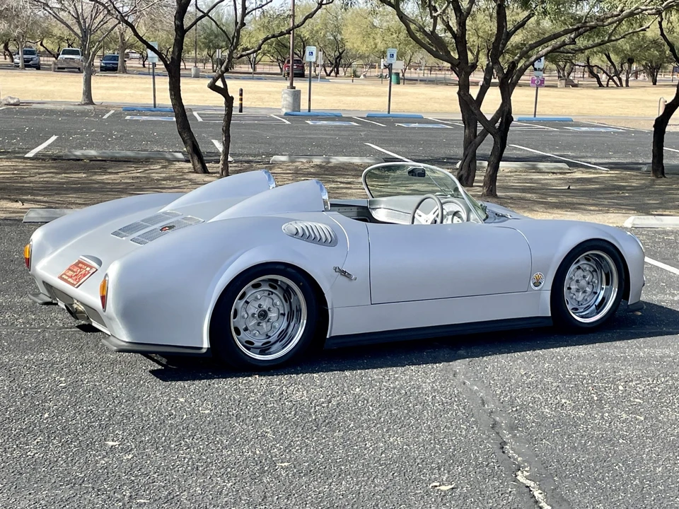 Porsche 550 - Image 6 of 31