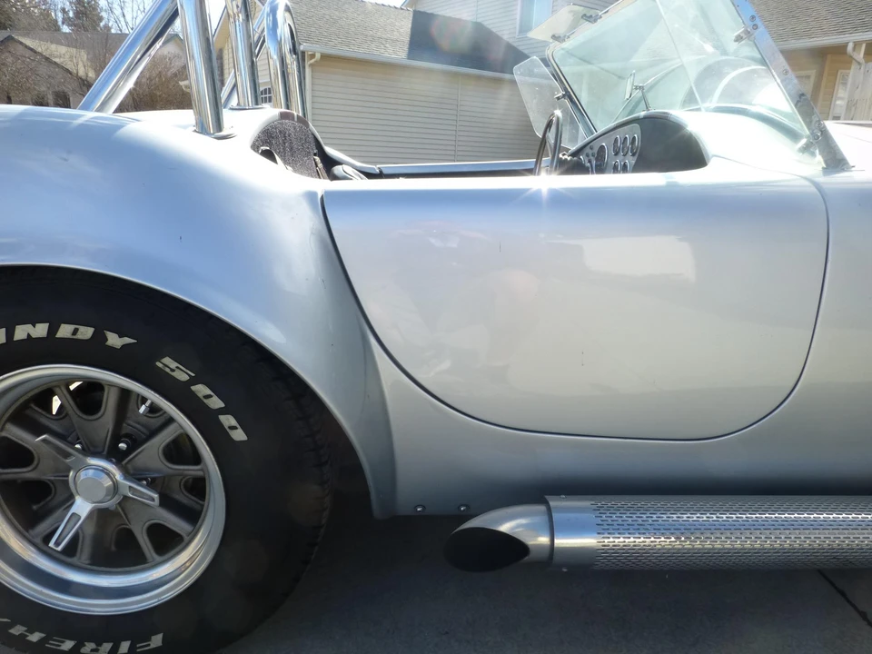 Shelby Cobra Replica - Image 16 of 31