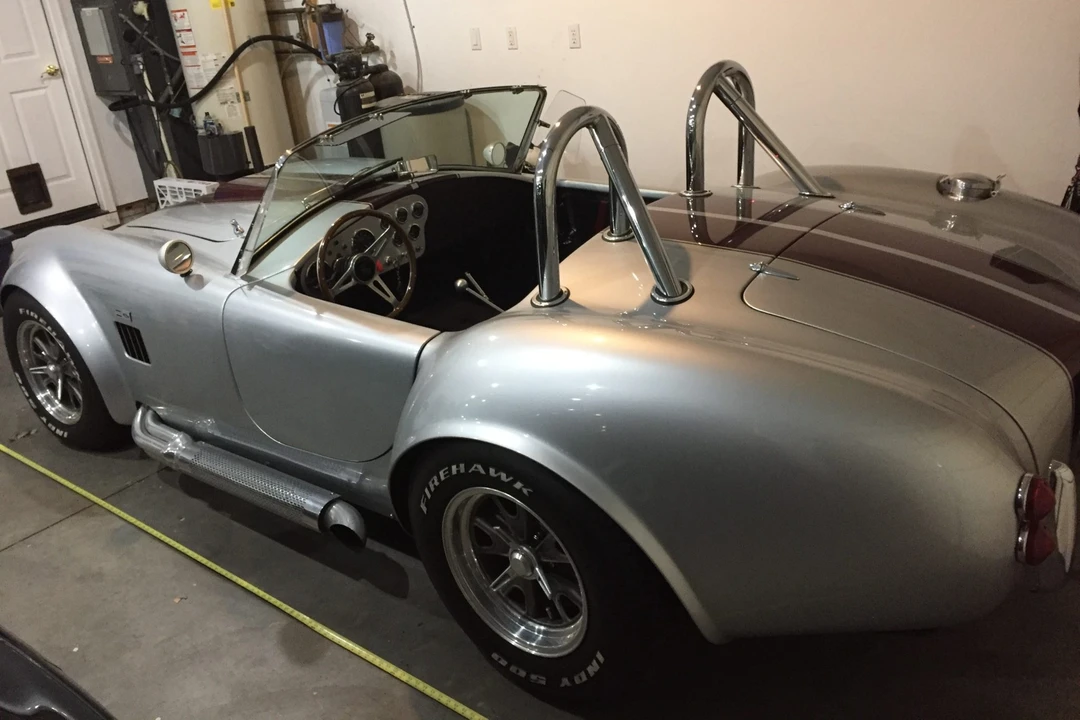 Shelby Cobra Replica - Image 13 of 31