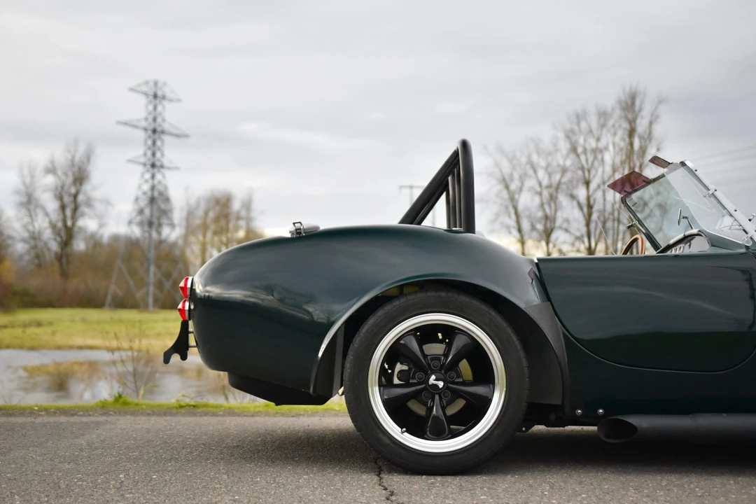 Shelby Cobra Replica - Image 25 of 31