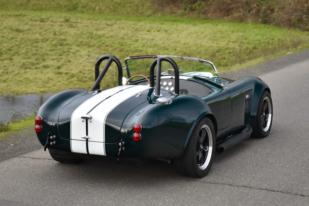 Shelby Cobra Replica - Image 13 of 31