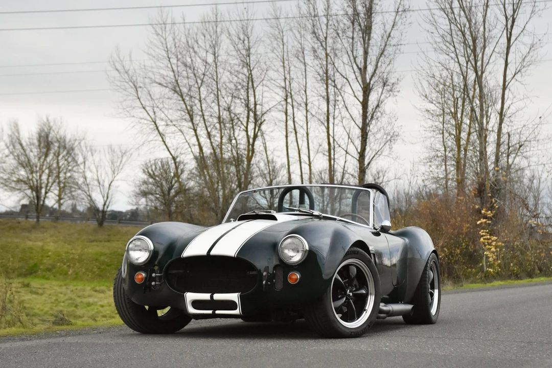 Shelby Cobra Replica - Image 3 of 31