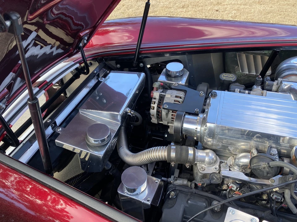 Shelby Cobra Replica - Image 25 of 31