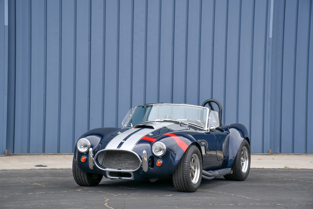 Shelby Cobra Replica - Image 3 of 31