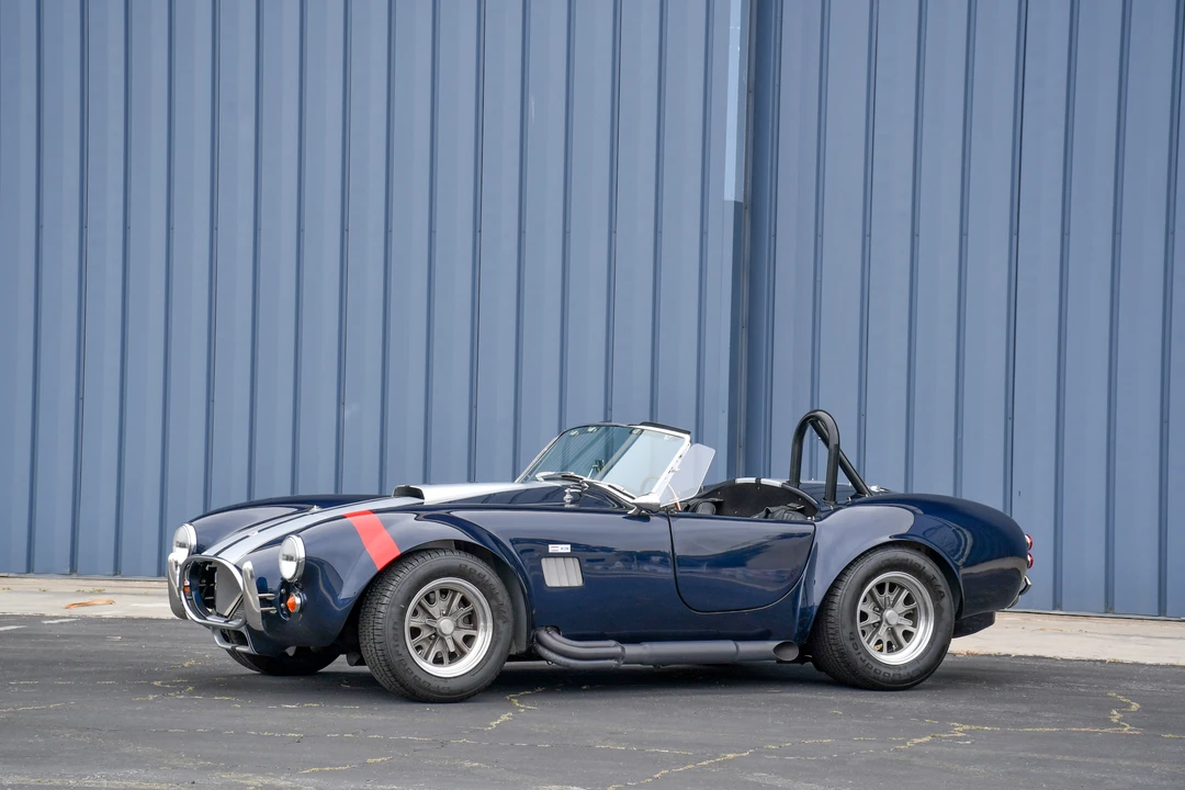 Shelby Cobra Replica - Image 4 of 31