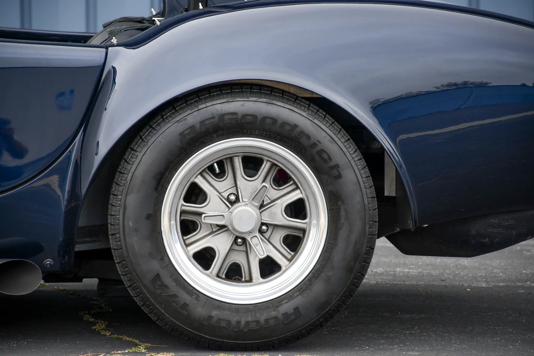 Shelby Cobra Replica - Image 28 of 31