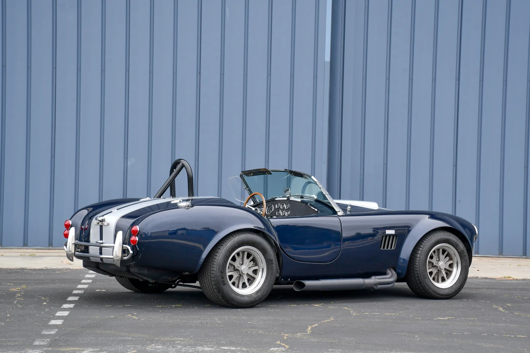 Shelby Cobra Replica - Image 10 of 31