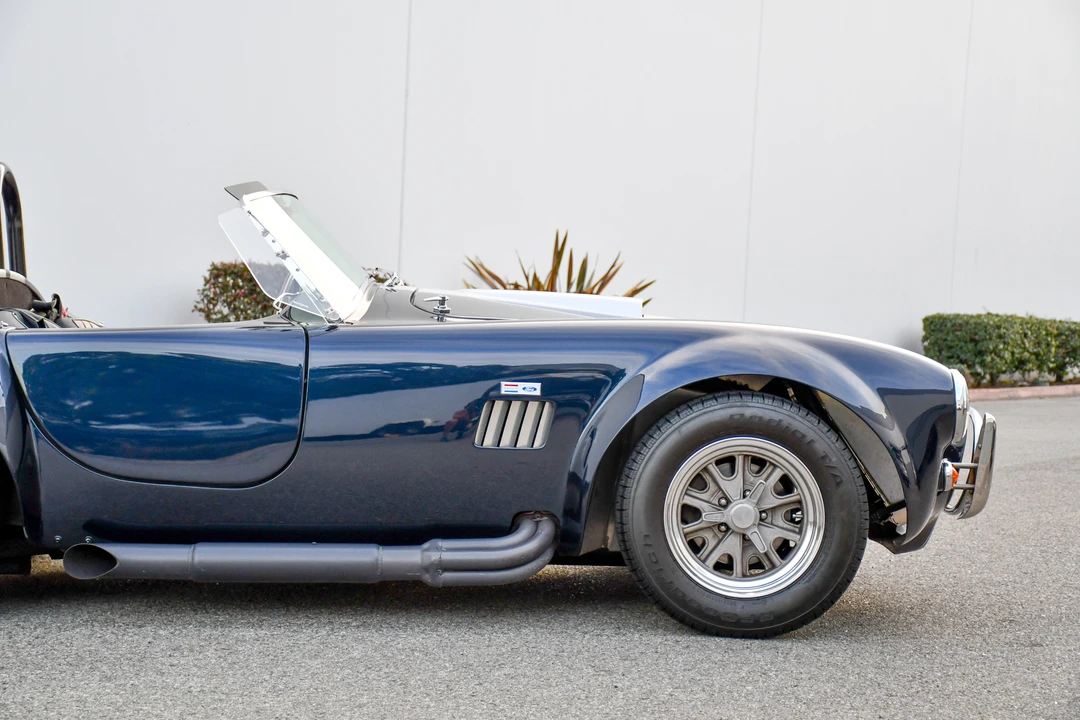 Shelby Cobra Replica - Image 21 of 31