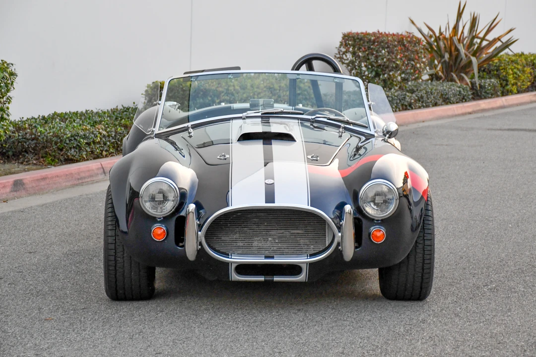 Shelby Cobra Replica - Image 7 of 31
