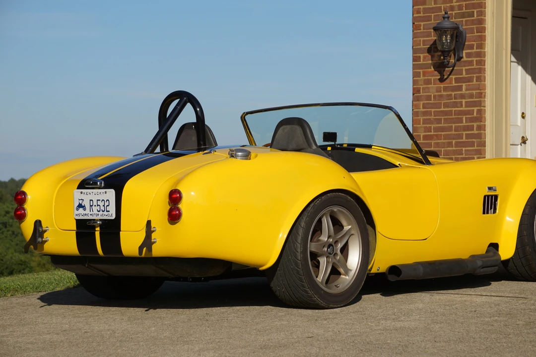 Shelby Cobra Replica - Image 14 of 31