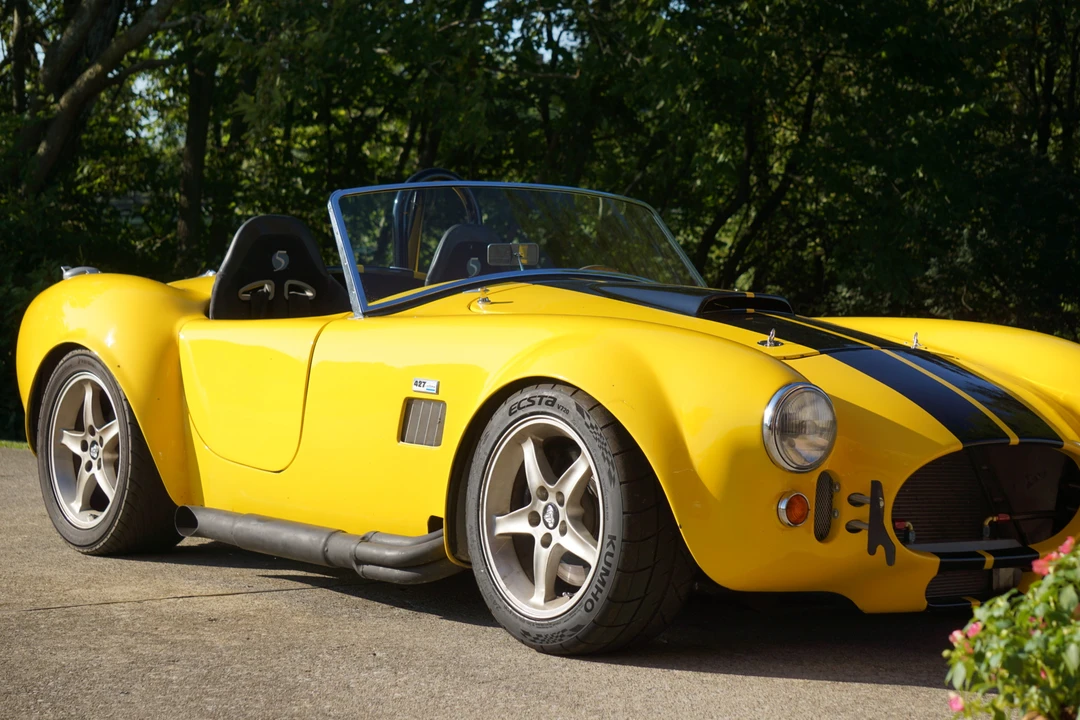 Shelby Cobra Replica - Image 4 of 31