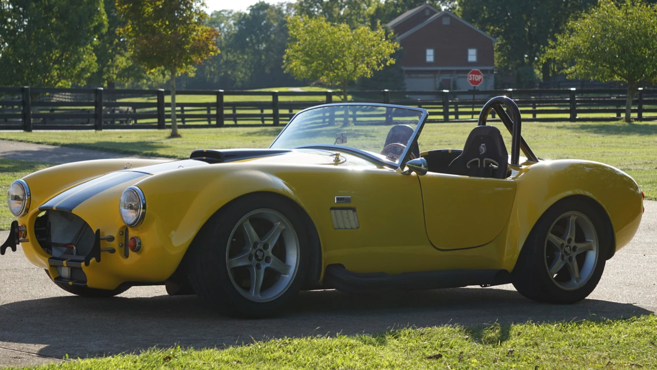 Shelby Cobra Replica - Image 7 of 31