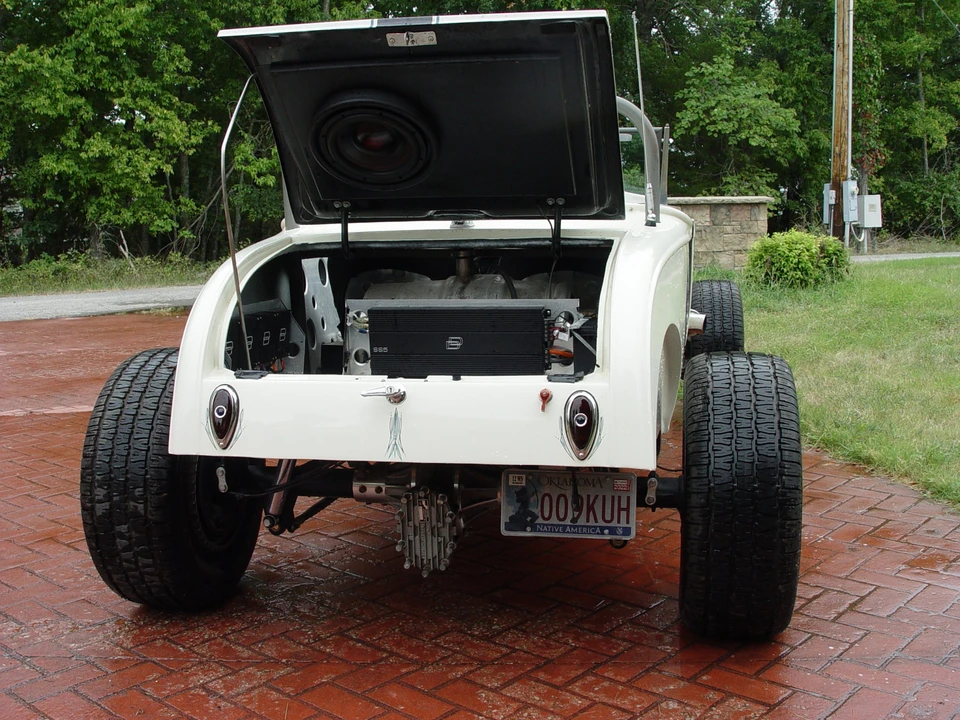 Ford Hot Rod - Image 9 of 31