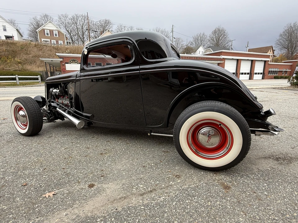 Ford Hot Rod - Image 8 of 31