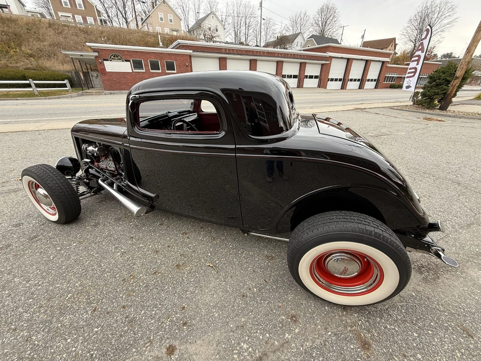 Ford Hot Rod - Image 9 of 31