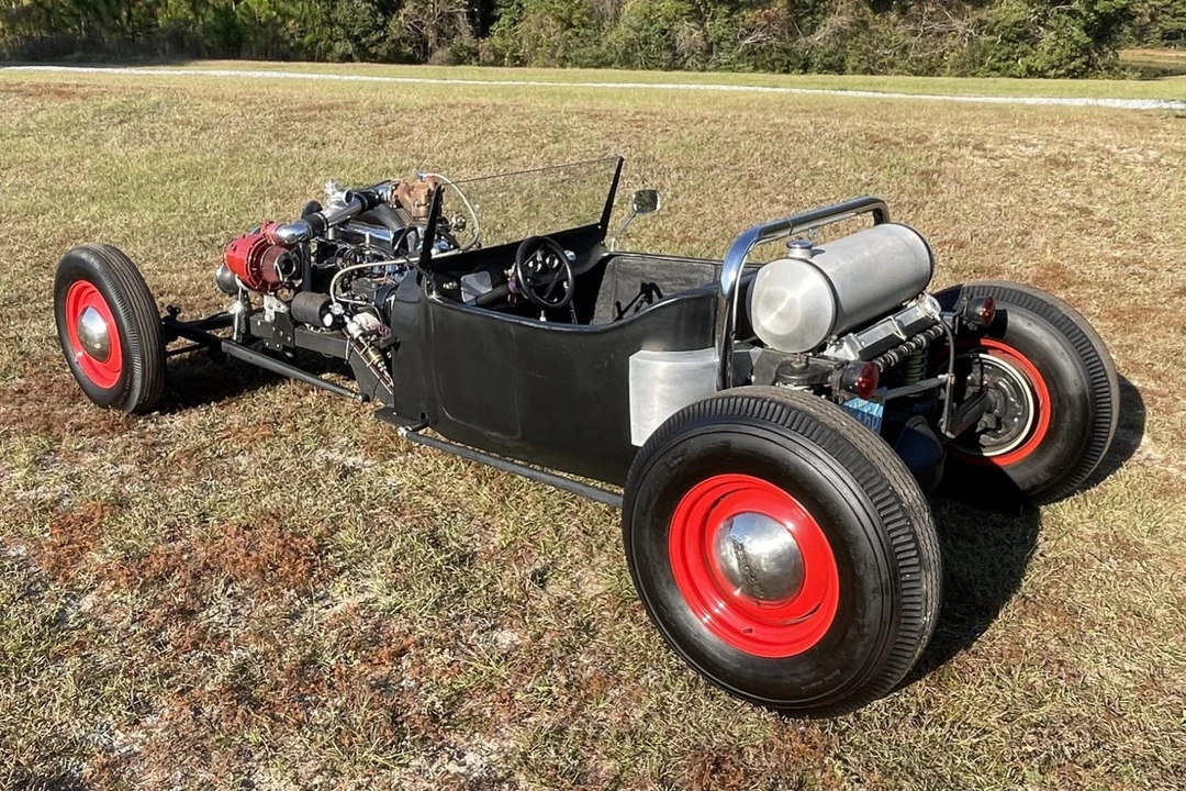 Ford Hot Rod - Image 5 of 31