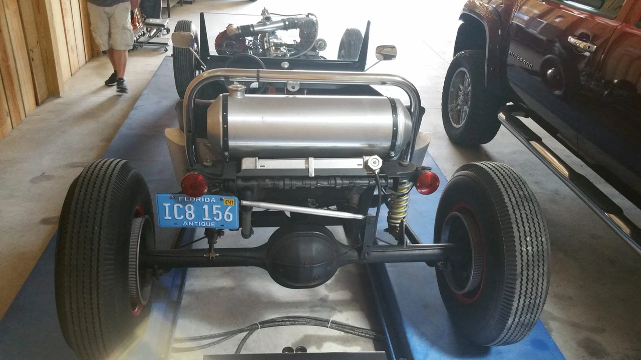 Ford Hot Rod - Image 28 of 31