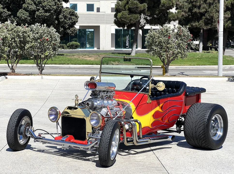 Ford Model T - Image 2 of 31