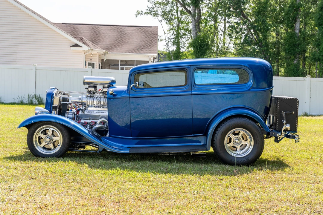 Ford Hot Rod - Image 8 of 31