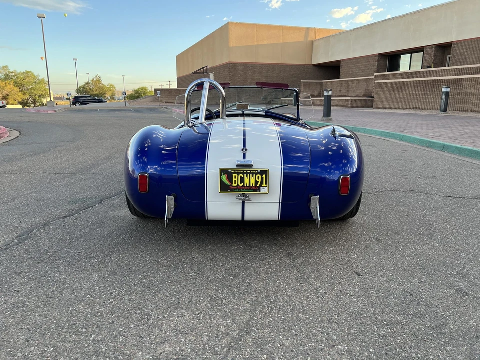 Shelby Cobra Replica - Image 15 of 31