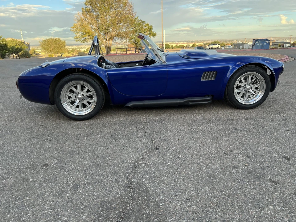 Shelby Cobra Replica - Image 21 of 31