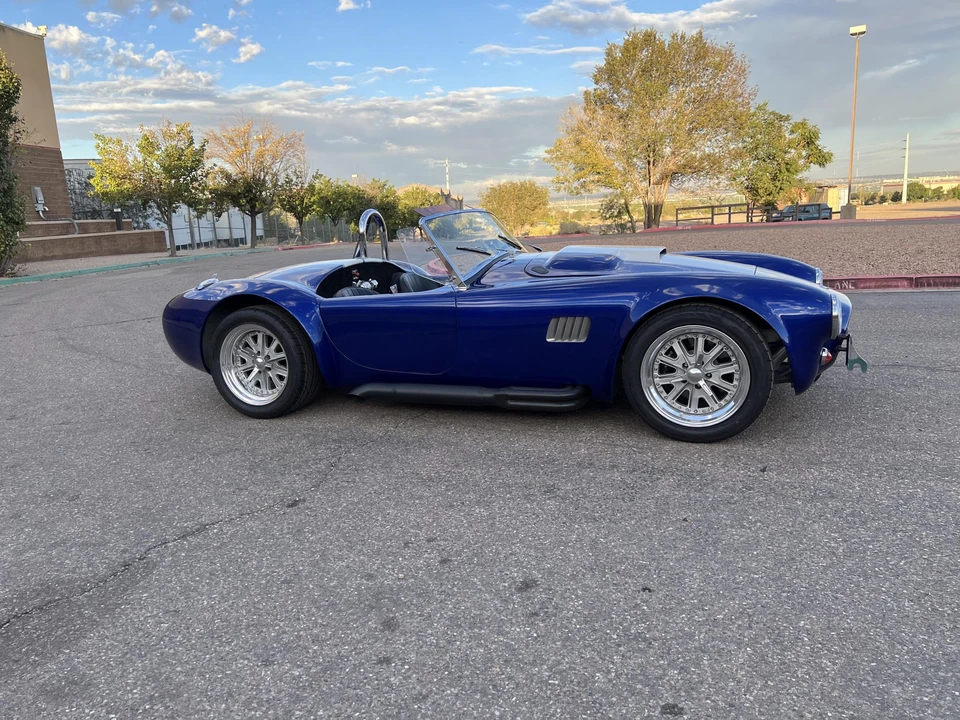 Shelby Cobra Replica - Image 23 of 31