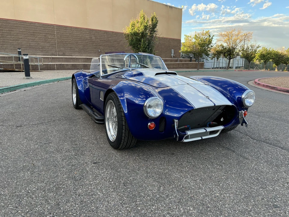 Shelby Cobra Replica - Image 27 of 31