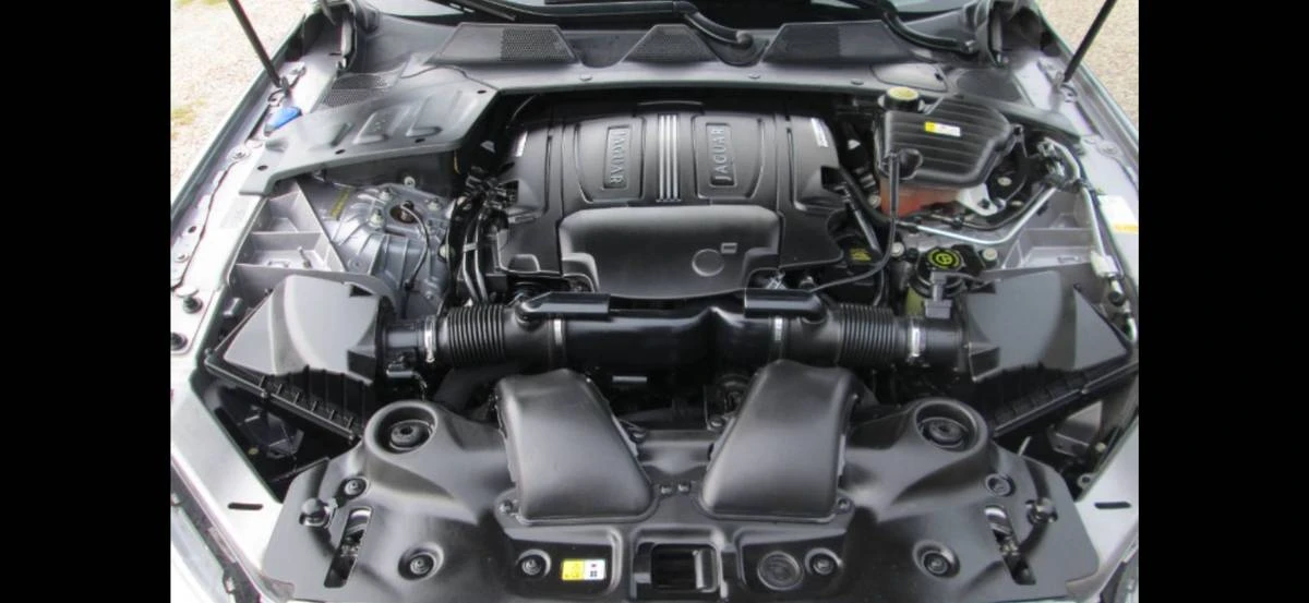 2012 Jaguar X351 XJ - Image 6 of 17