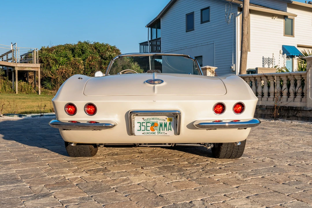 1962 Chevrolet Corvette C1 - Image 5 of 31