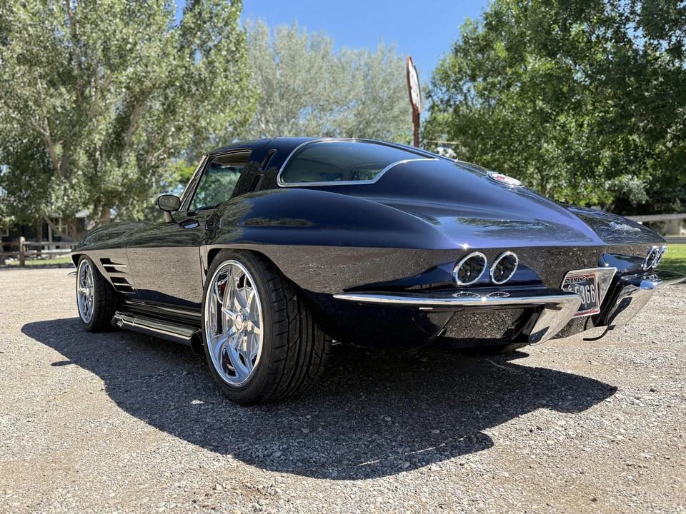 1963 Chevrolet Corvette C2 - Image 7 of 31