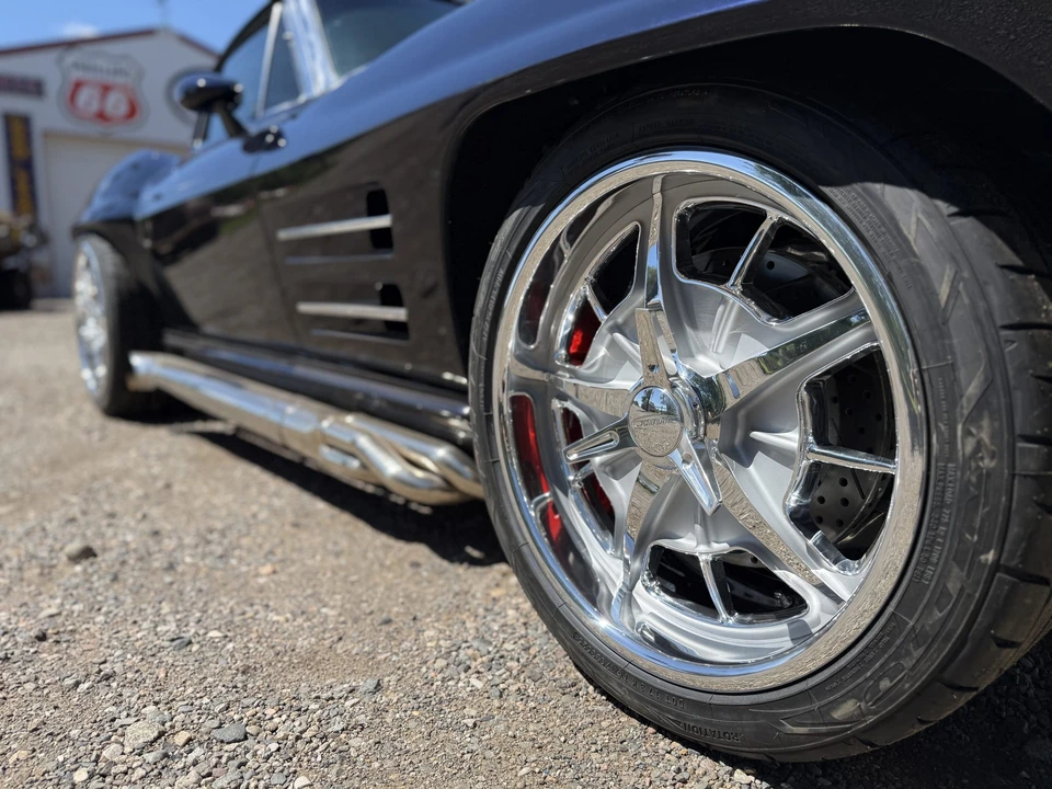 1963 Chevrolet Corvette C2 - Image 29 of 31