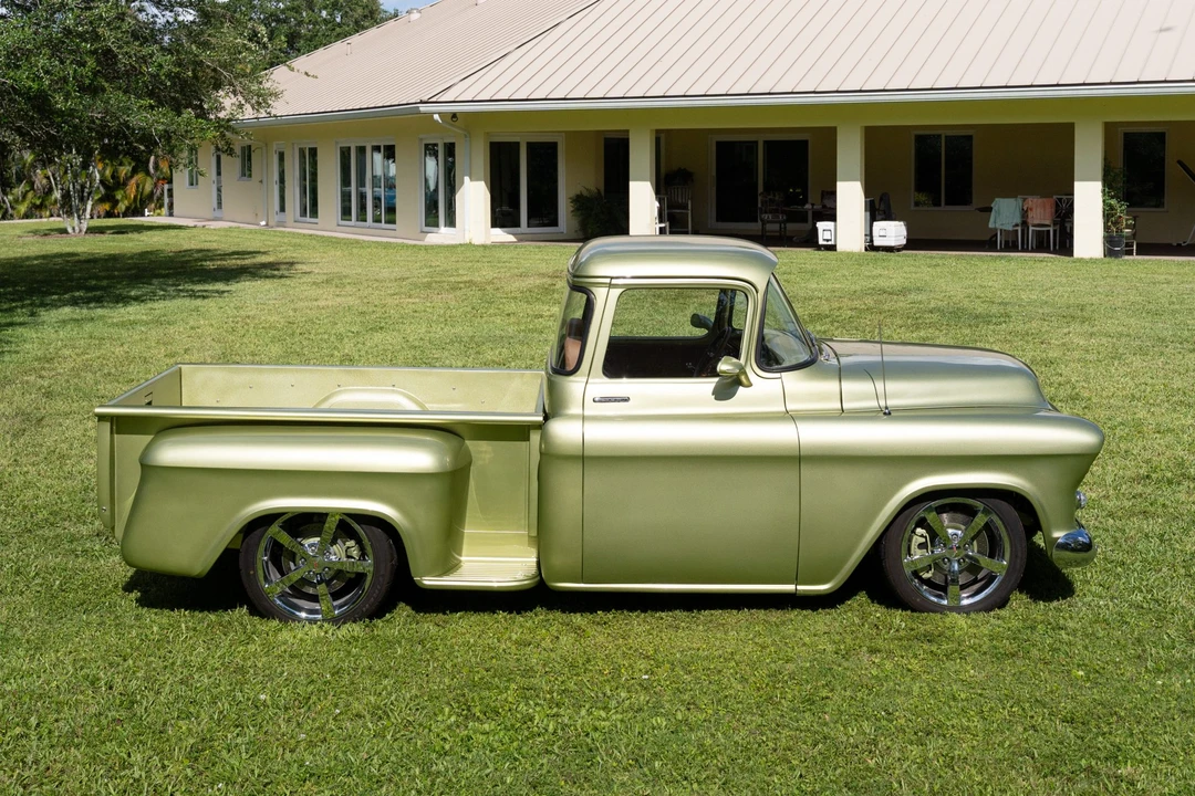 1955 Chevrolet Task Force - Image 5 of 31