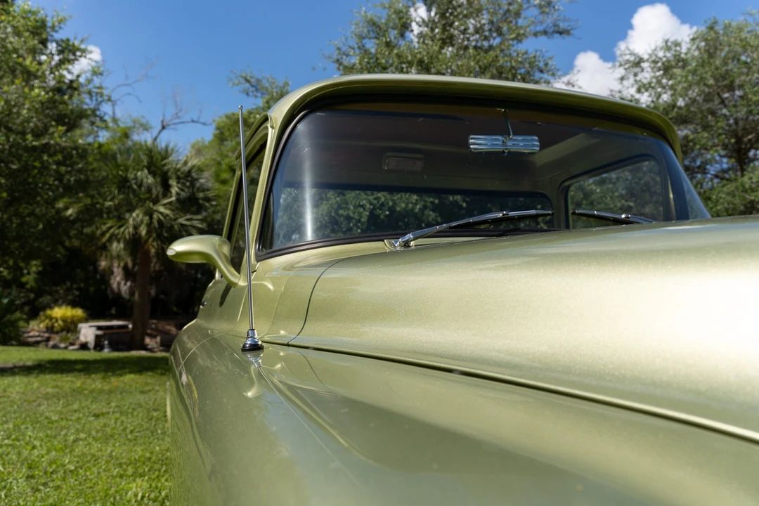 1955 Chevrolet Task Force - Image 26 of 31
