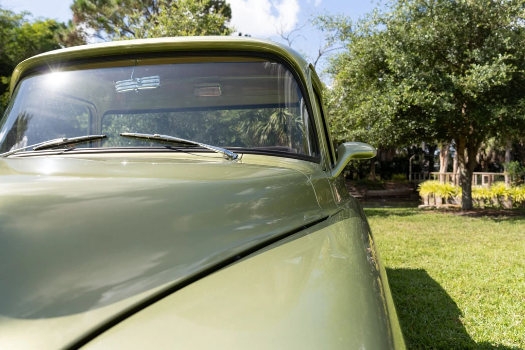 1955 Chevrolet Task Force - Image 27 of 31