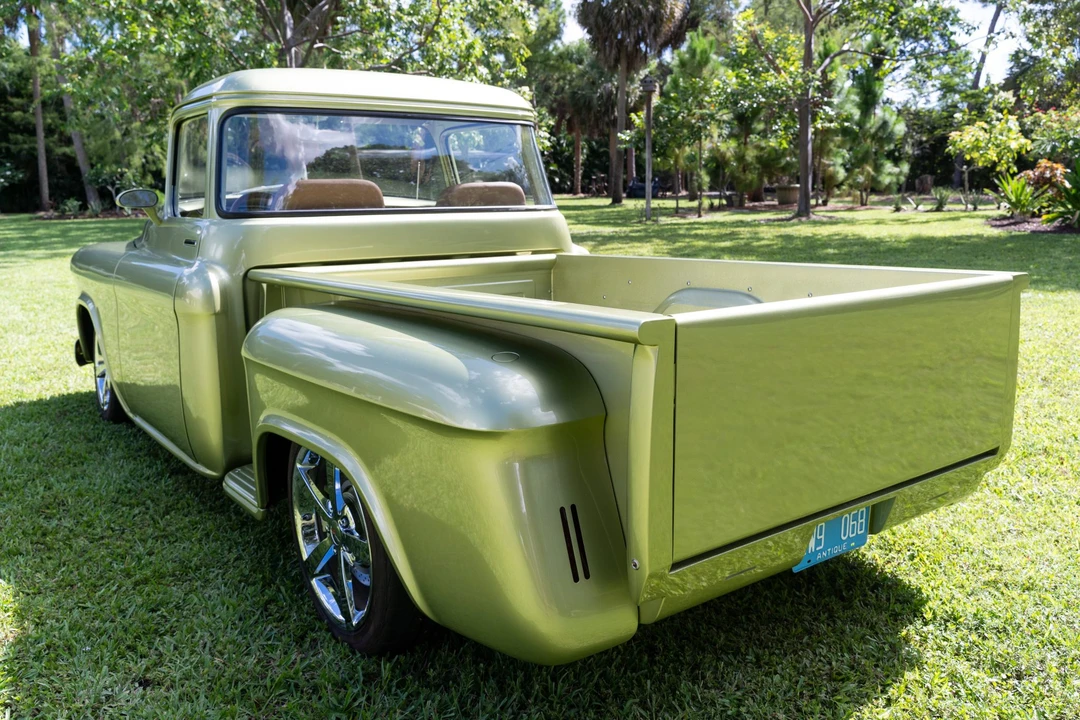 1955 Chevrolet Task Force - Image 10 of 31