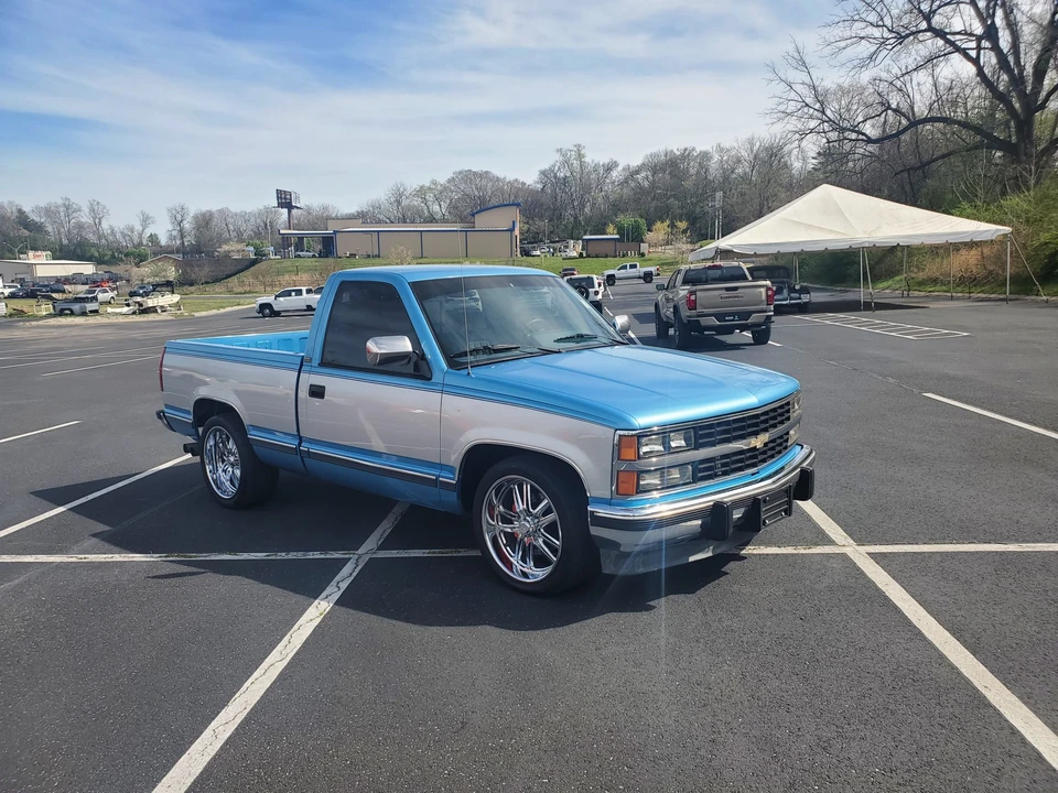 1993 Chevrolet C/K 4th Gen - Image 4 of 31
