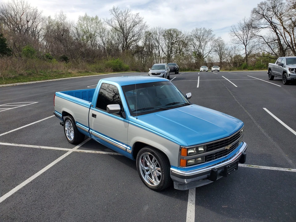 1993 Chevrolet C/K 4th Gen - Image 2 of 31