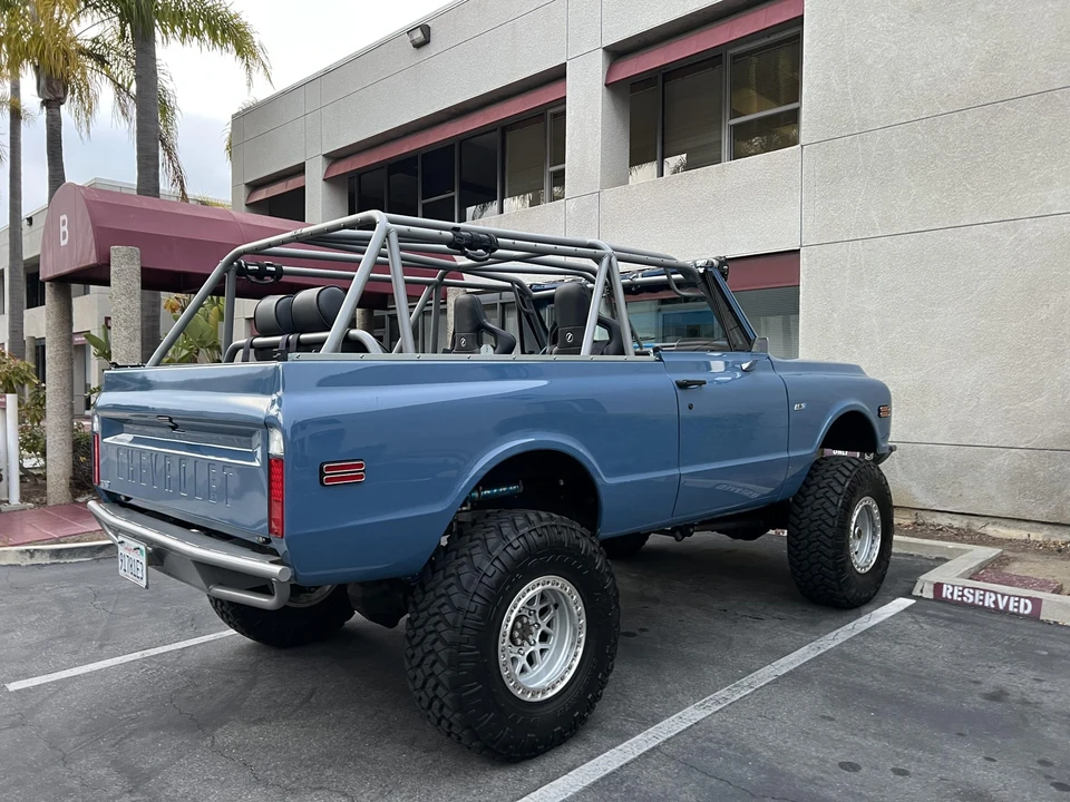 1969 Chevrolet K5 Blazer 1st Gen - Image 25 of 31