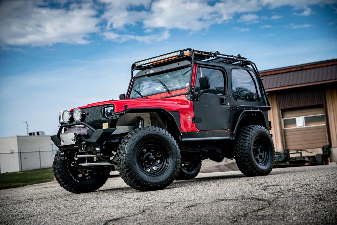 1995 Jeep YJ Wrangler - Image 4 of 31