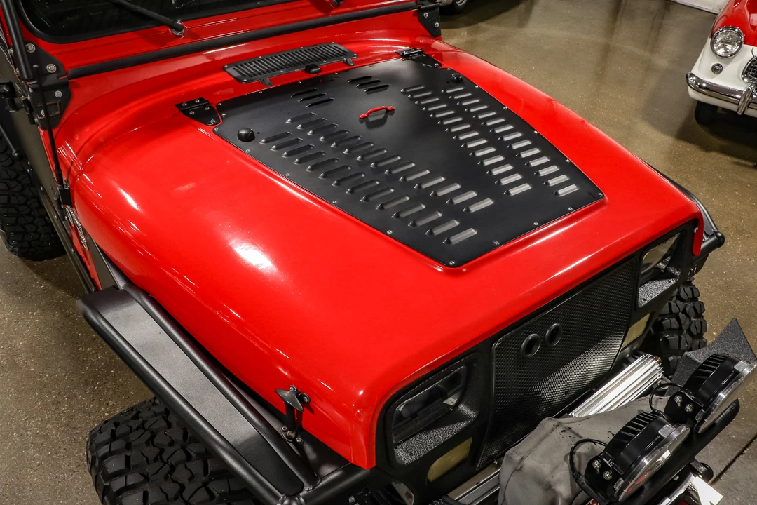 1995 Jeep YJ Wrangler - Image 19 of 31