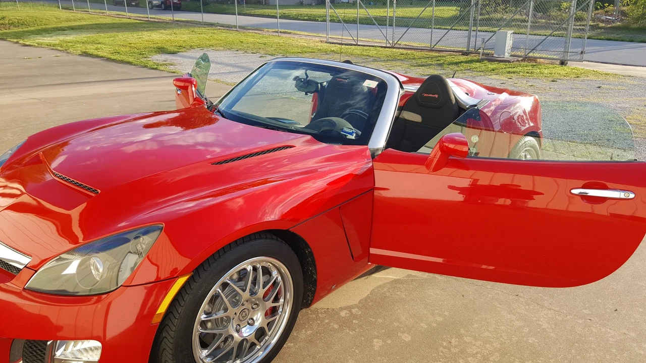 2007 Saturn Sky - Image 24 of 31