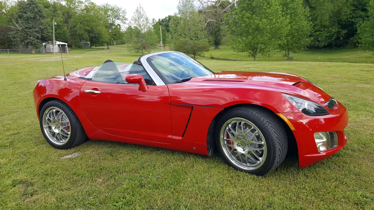 2007 Saturn Sky - Image 9 of 31