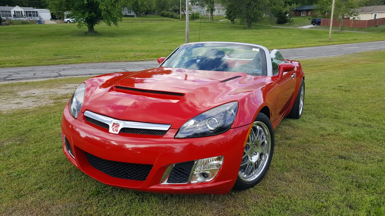 2007 Saturn Sky - Image 2 of 31