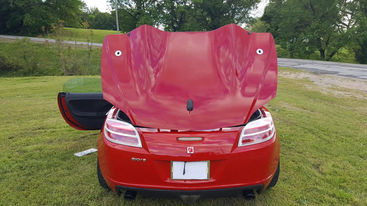 2007 Saturn Sky - Image 29 of 31