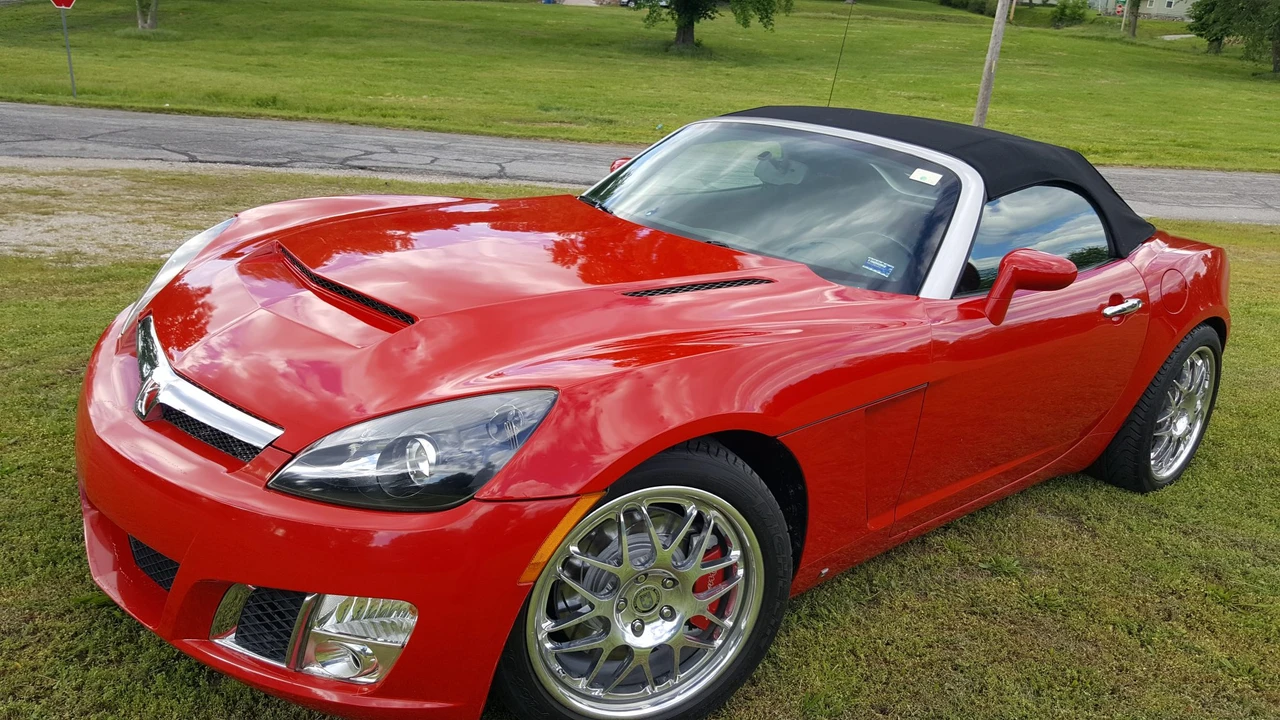 2007 Saturn Sky - Image 12 of 31