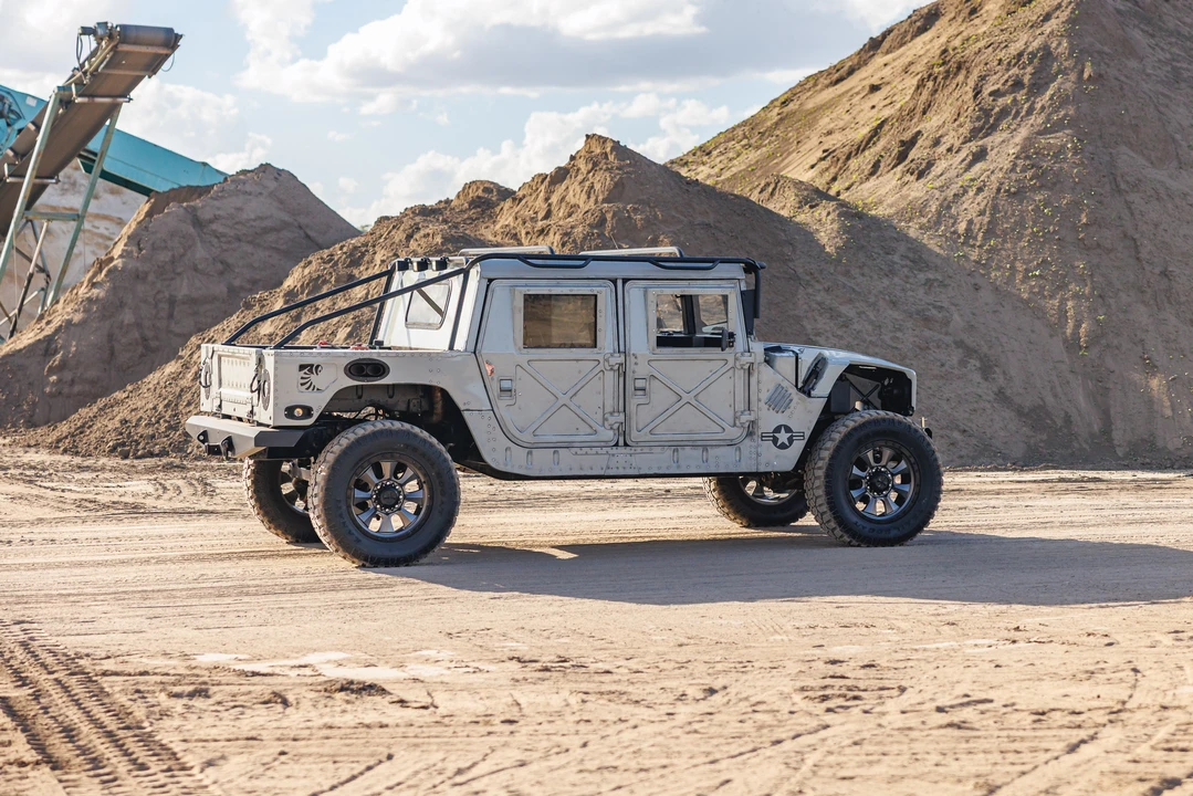 1991 AM General Hummer - Image 17 of 31