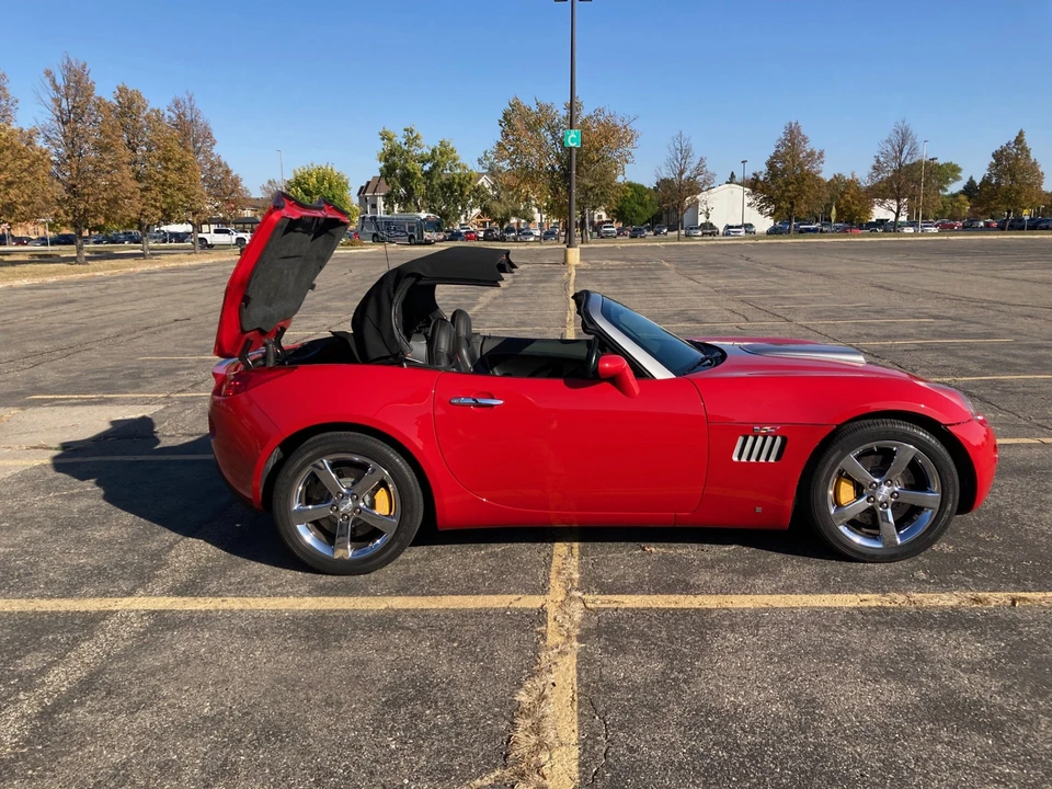 2009 Pontiac Solstice - Image 8 of 31
