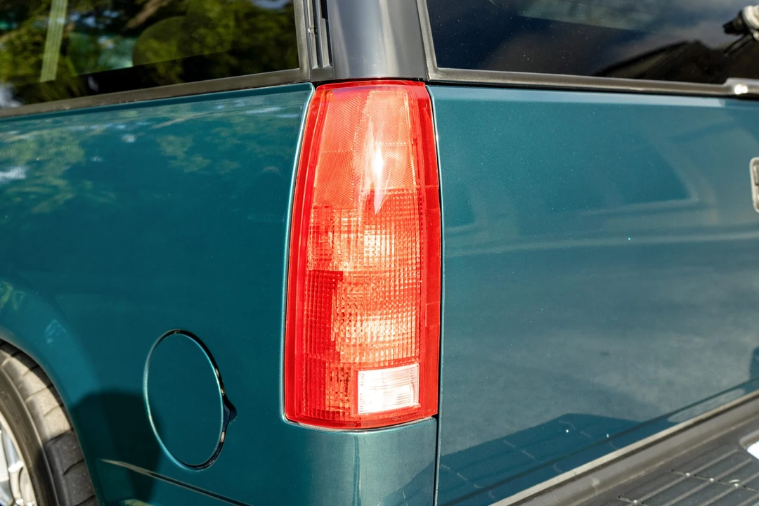 1996 GMC Yukon 1st Gen - Image 27 of 31
