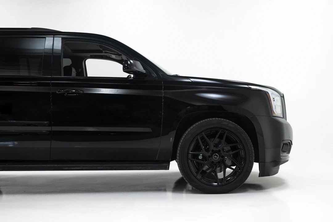 2019 GMC Yukon 4th Gen - Image 24 of 31